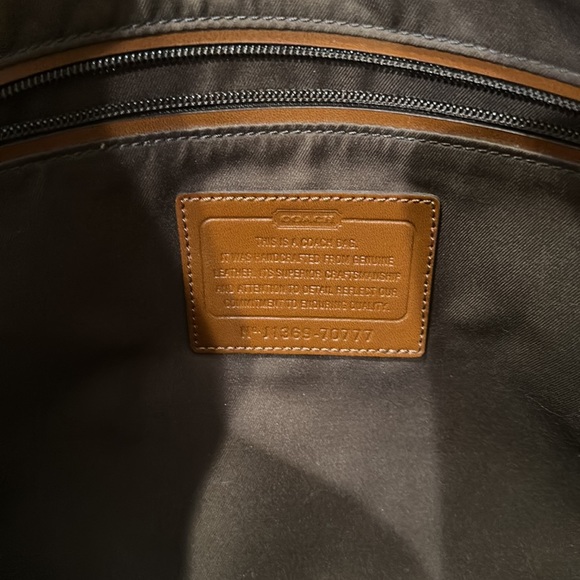 LUXURY!! 💼 Perfect Condition! COACH Briefcase, 4 main compartments. - Picture 4 of 11